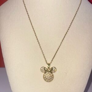 Gold Pendant Necklace